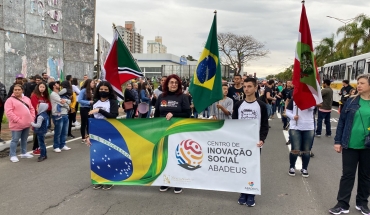 Abadeus participa do desfile cívico-militar do bicentenário da Independência