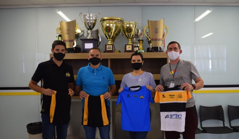 Abadeus e Criciúma Esporte Clube iniciam ações após parceria firmada