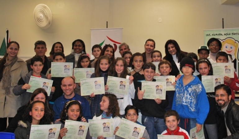 Abadeus forma turma do projeto Escolinha de Cinema