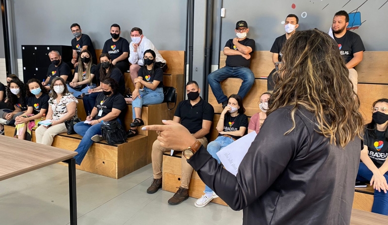 Abadeus impulsiona empreendedorismo local com novo projeto junto à Fapesc