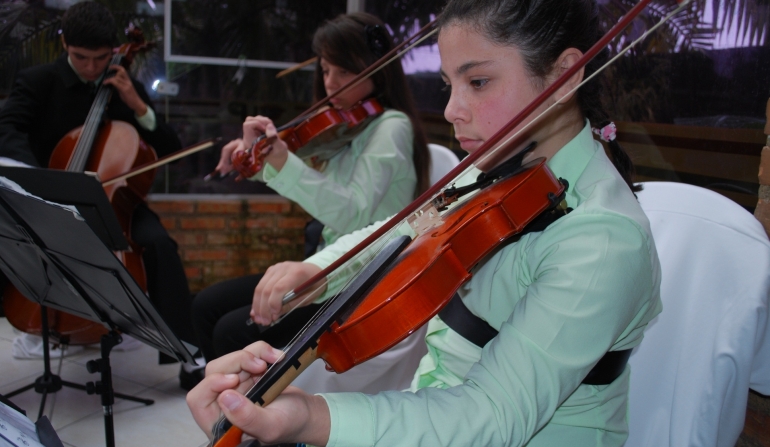 Orquestra da Abadeus no Café Cultural em Araranguá 