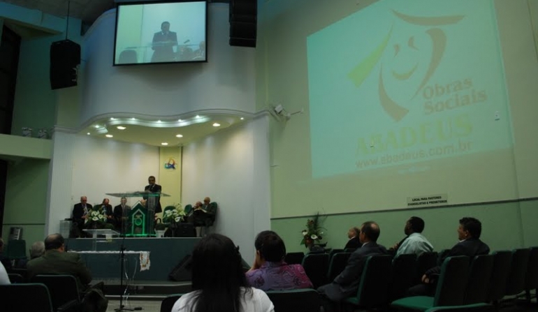 Culto de ação de Graça marca os 50 anos da Abadeus