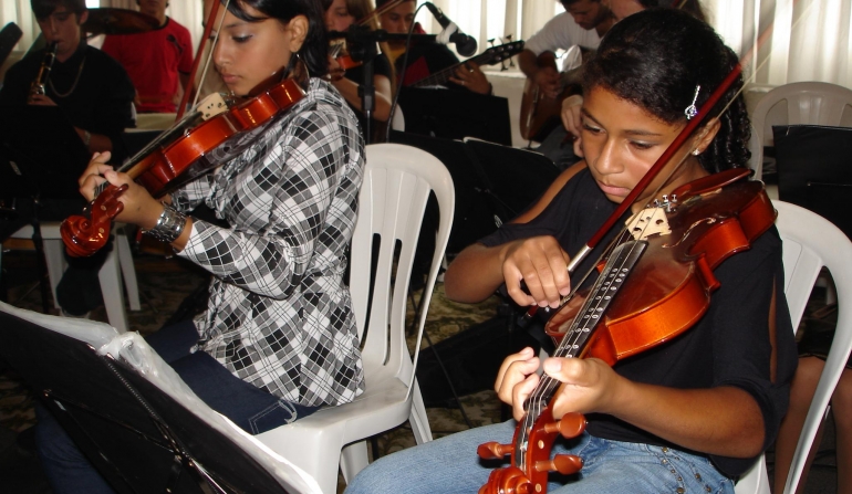 Orquestra da Abadeus abre Ciclo de Estudos da Prosperidade